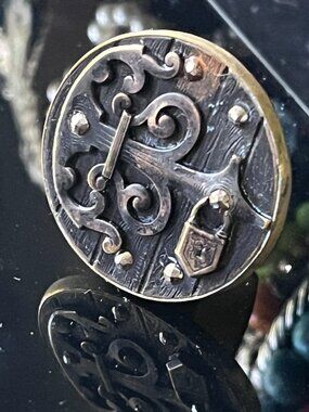 Vintage Brass Medieval Door Lock Padlock Ring Adjustable Size 8